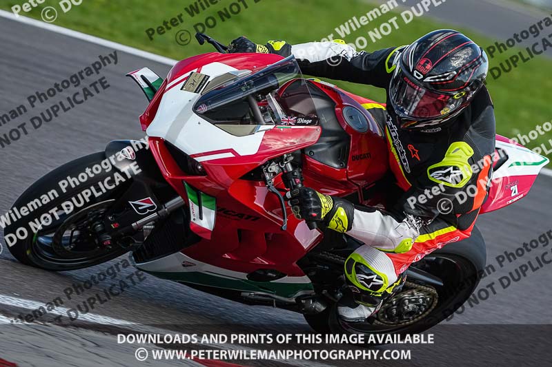 donington no limits trackday;donington park photographs;donington trackday photographs;no limits trackdays;peter wileman photography;trackday digital images;trackday photos